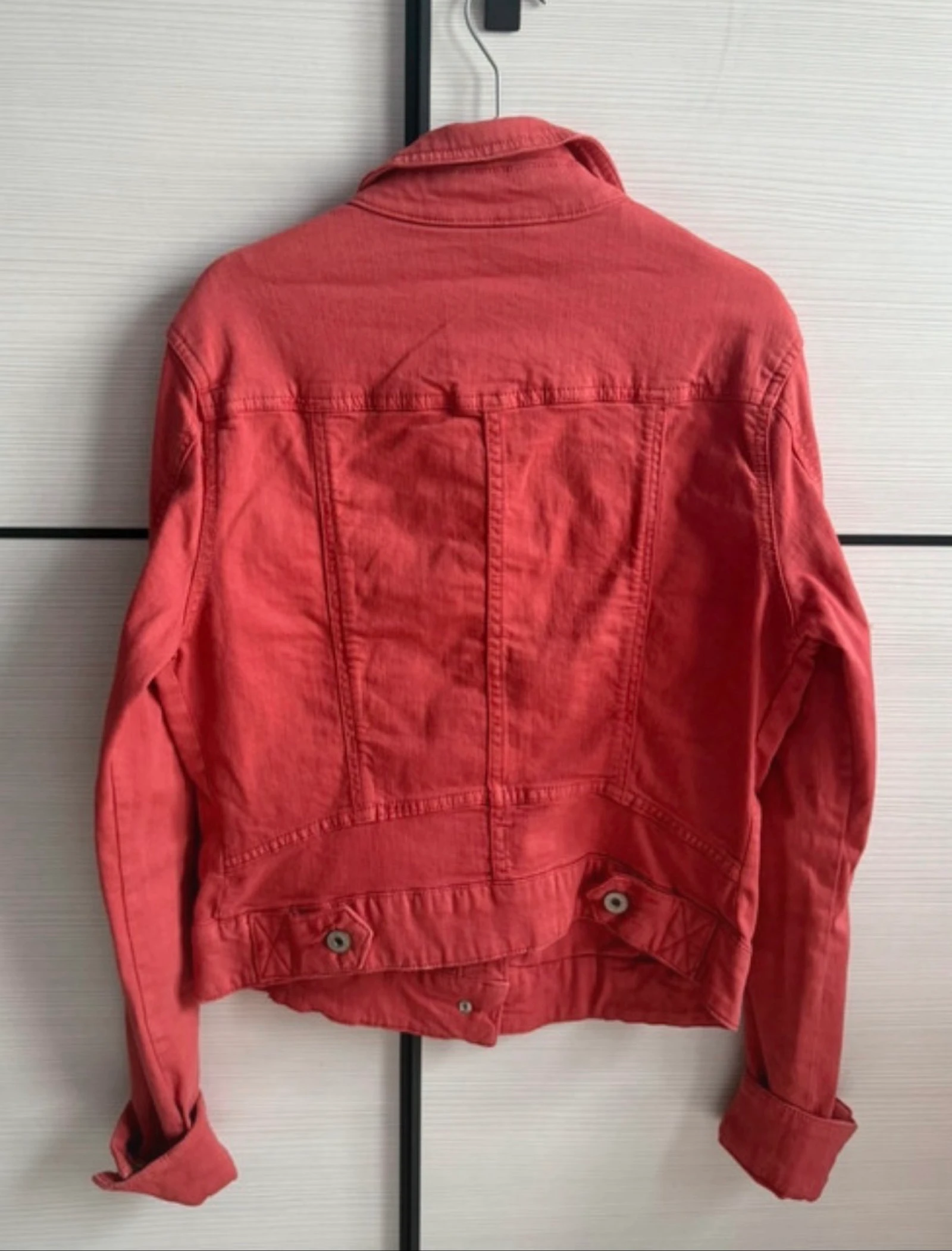 Cazadora vaquera Bershka coral / salmão tamanho G – photo 4